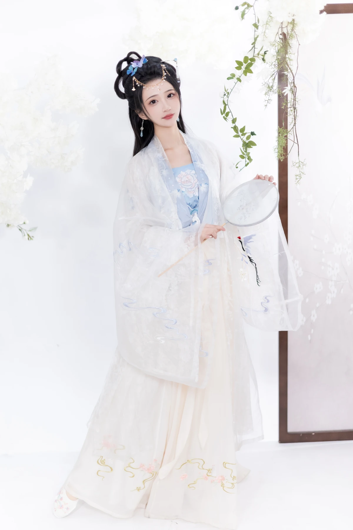 [YITUYU] 2023.01.09 Vol.2874 – Pear Blossom White -Qiluosheng’s little Susu-#[26P]-14